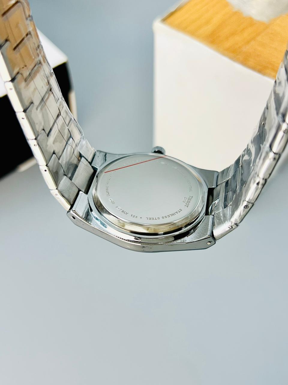 Limited Edition PRX 1853 - Mineral glass - Superlative Finish